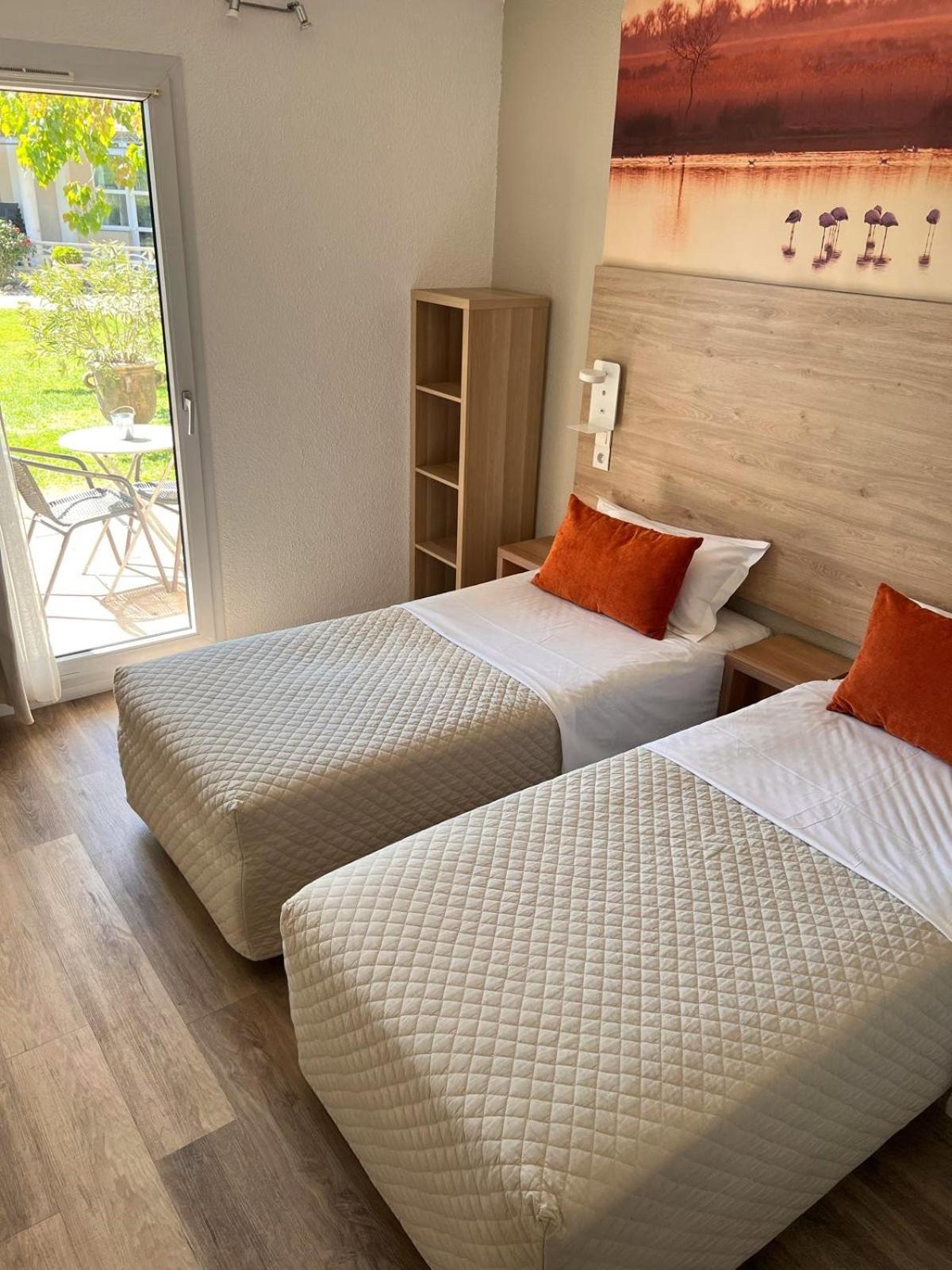 Hotel Le Mas Des Ponts D'Arles Dış mekan fotoğraf